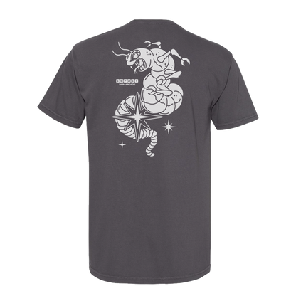 CENTIPEDE POCKET TEE - GRAPHITE